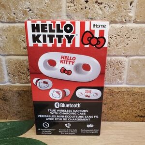 🆕 Hello Kitty Bluetooth Earbuds with Charging Case